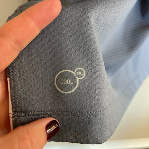 Puma Sport/Lifestyle Golf Shirt - Mens size Small - Picture 4 of 4